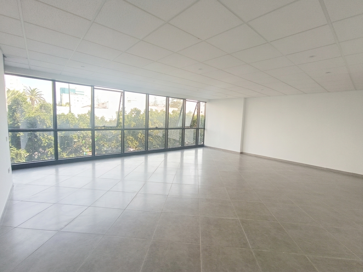 plateau de bureau premium de 359 m dans un immeuble pro neuf - Photo 1