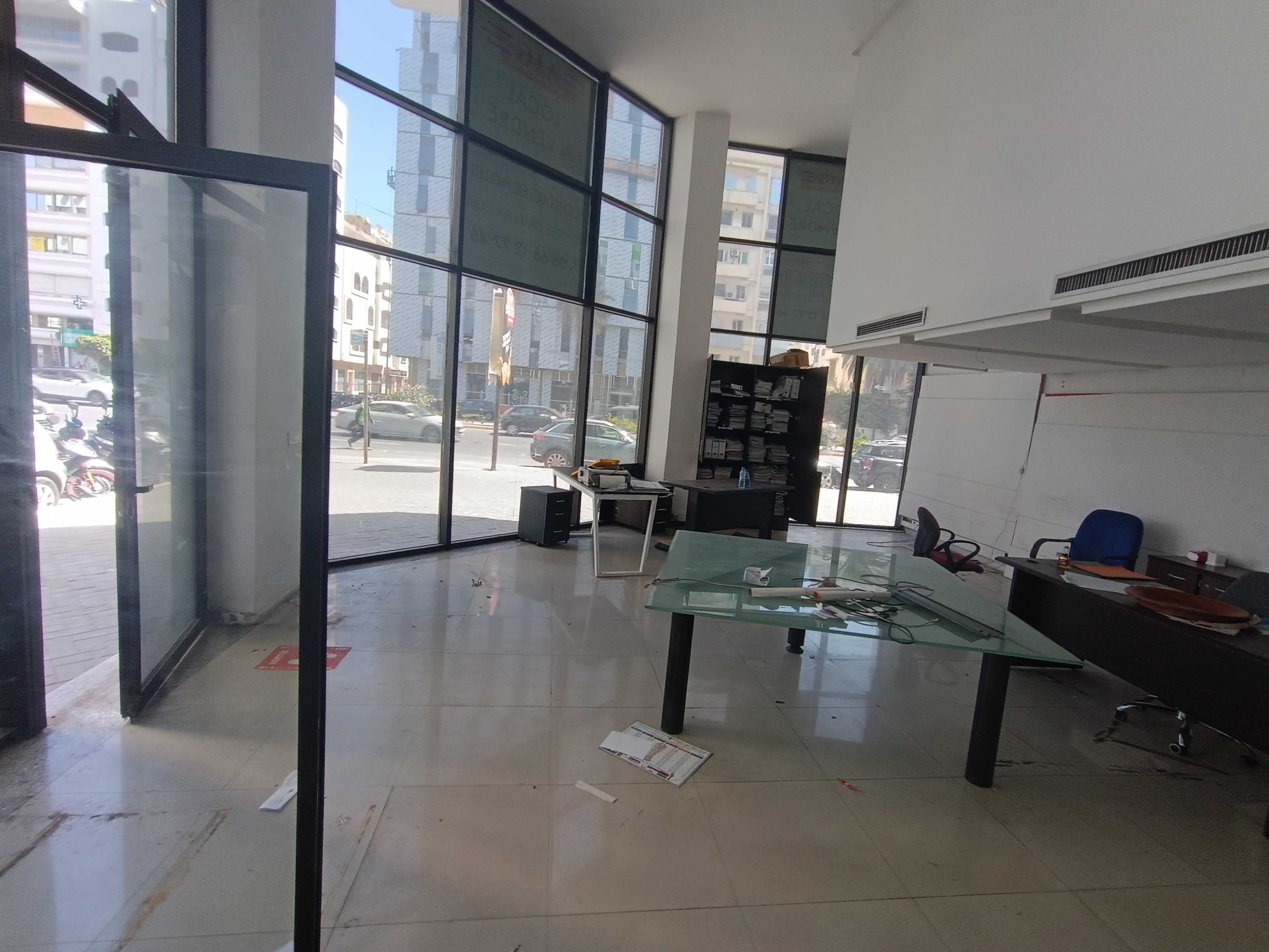 local commercial de 256m2 a la vente en plein bd zerktouni - Photo 3