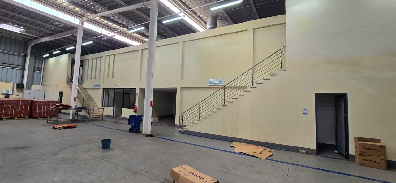 unite industrielle de 3000 m2 de surface utile au sein du pa - Photo 4
