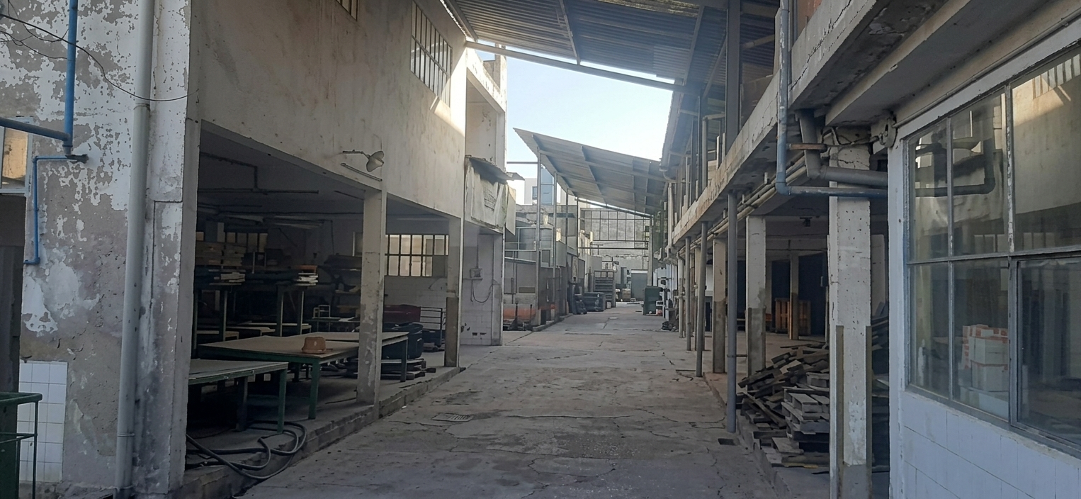 Usine industrielle de 4000m de surface utile a ain sebaa a la vente - Photo 1