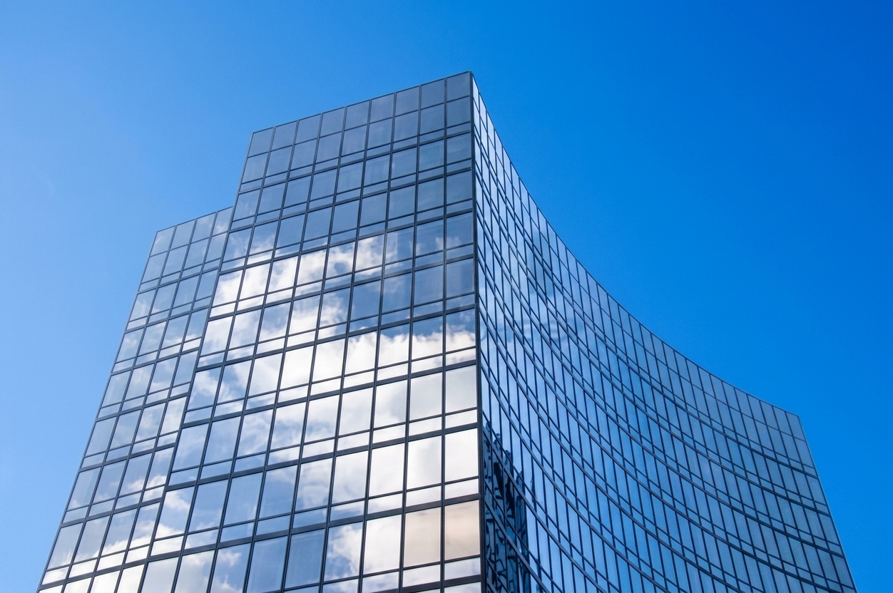 Immeuble de standing a usage professionnel de 3700 m de surface exploitable a la vente en plein Bld ibnou tachfine - Photo 1