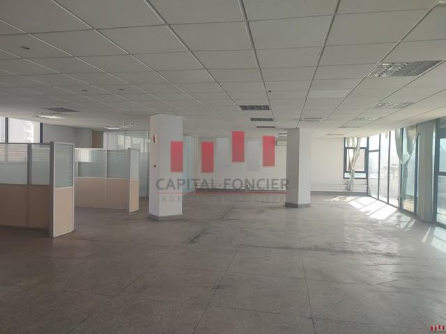 Immeuble professionnel R + 7 en plein bld haasan 1 de 7600 m a la vente - Photo 2